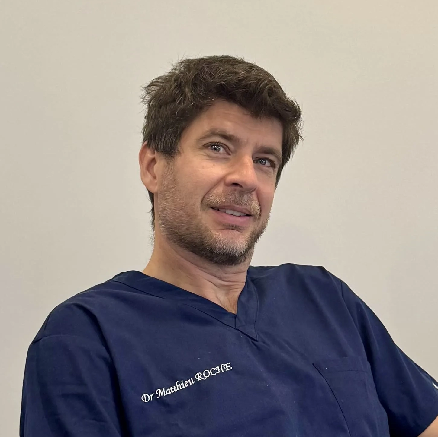 Dr Matthieu Roche, chirurgien plasticien à Dijon